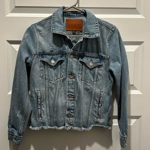 Lucky Brand denim jacket ✨